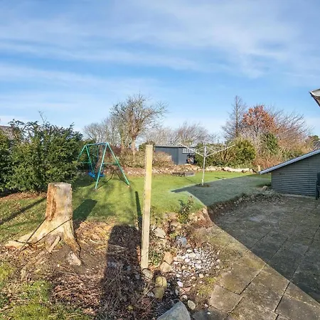 Feriehus Lovely In With Wifi *